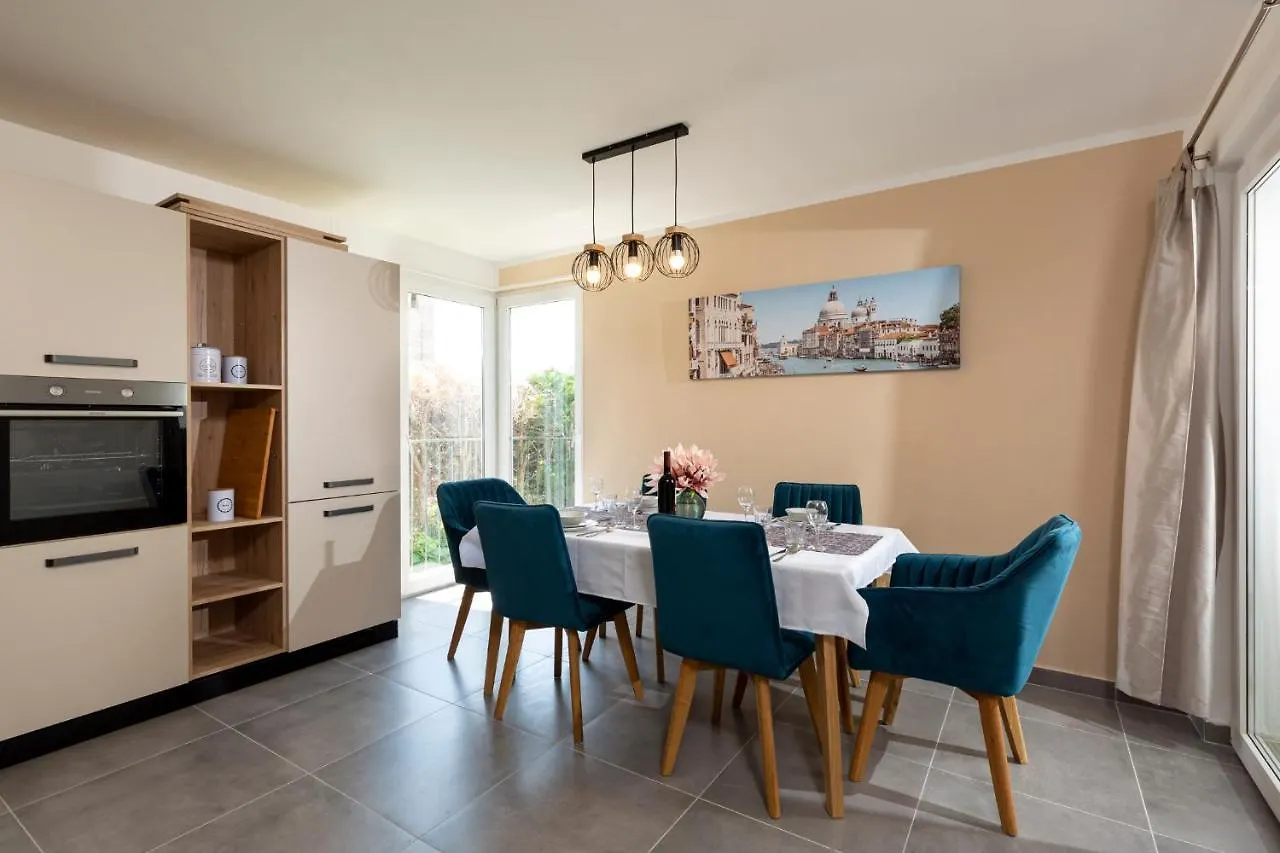 Apartment Valleris Bale