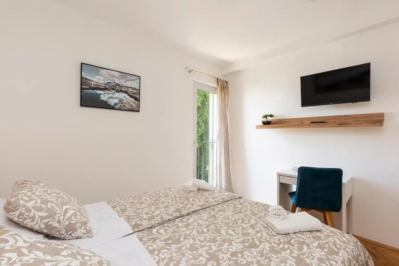Apartment Valleris Bale