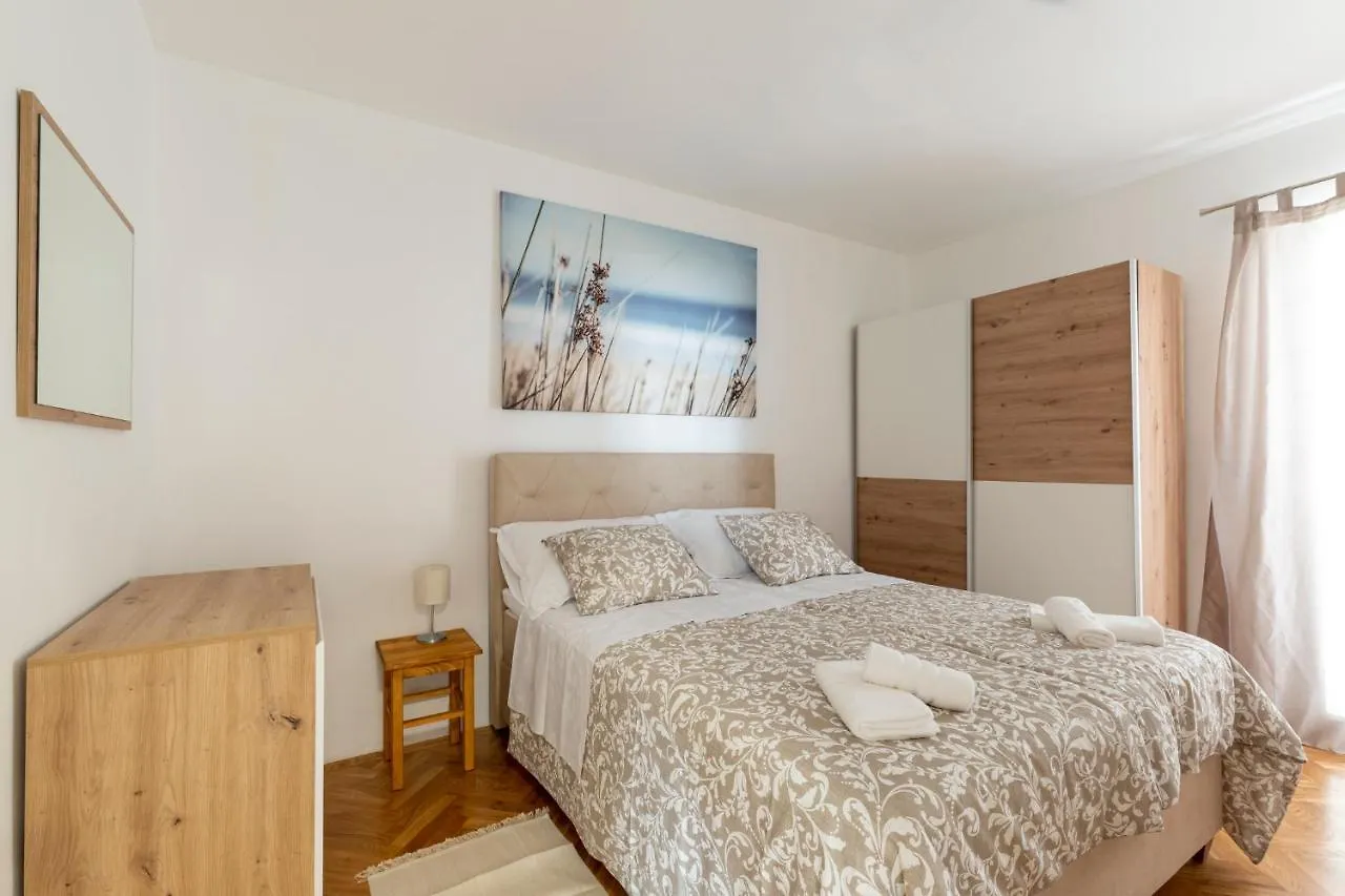 Apartment Valleris Bale