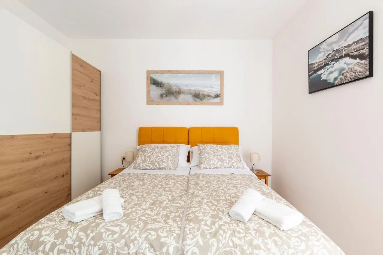 Apartment Valleris Bale
